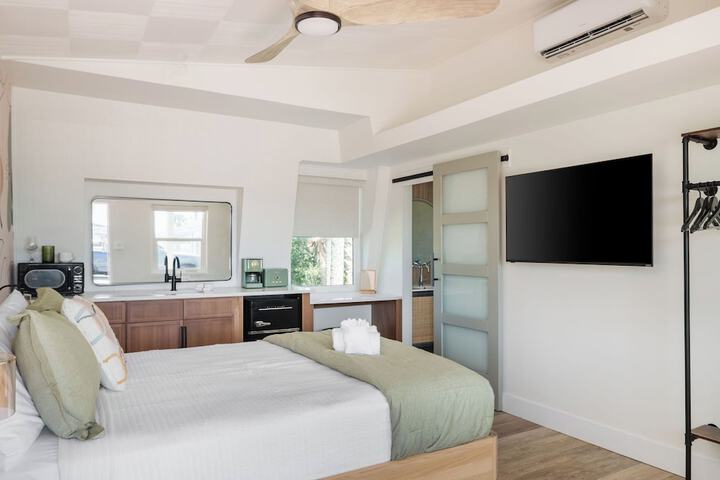 Room 36 of 118
