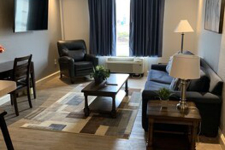Room 184 of 297
