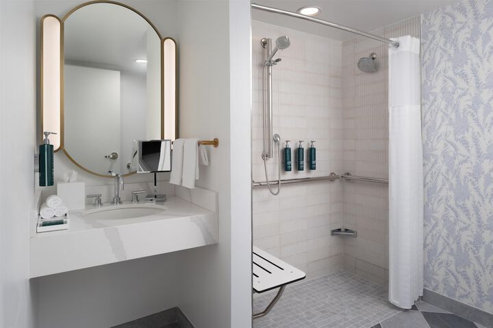 Bathroom shower