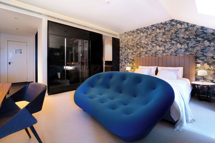 Room 17 of 105