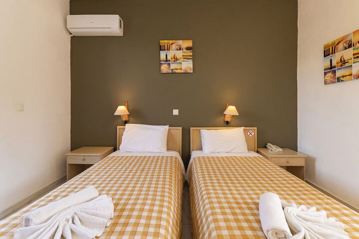 Room 30 of 75