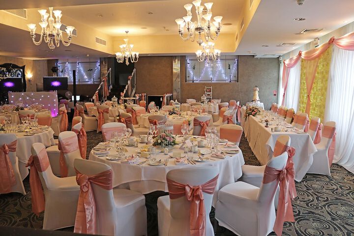 Wedding/Banquet 46 of 77