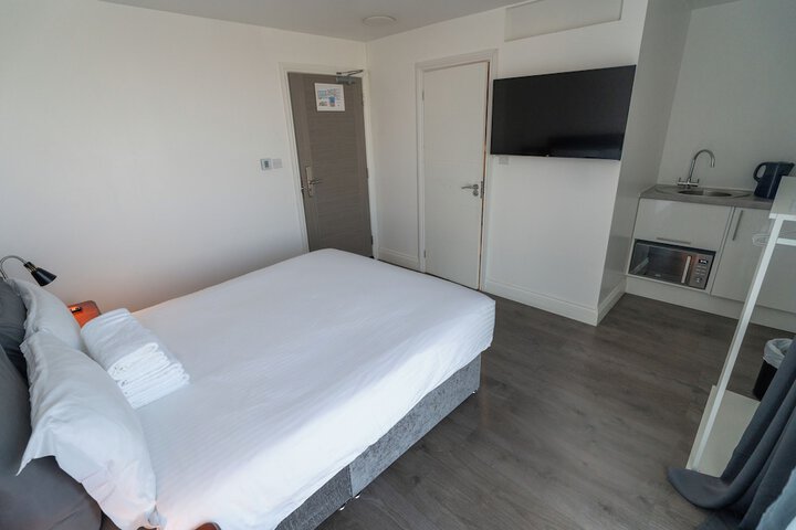 Room 28 of 121