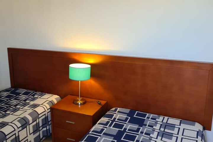 Room 7 of 32