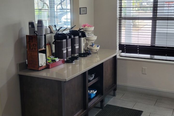 Breakfast area