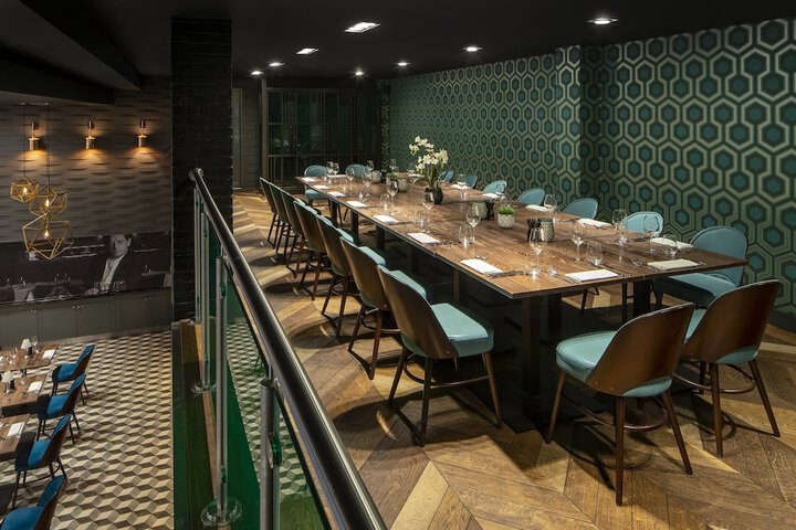 Dining 60 of 102