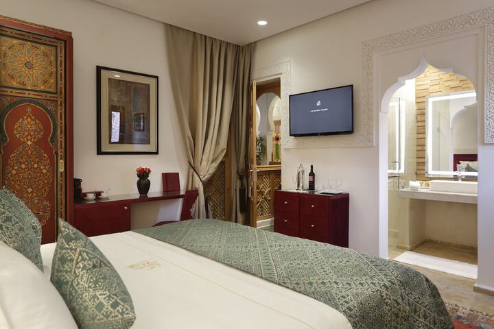 Room 30 of 93