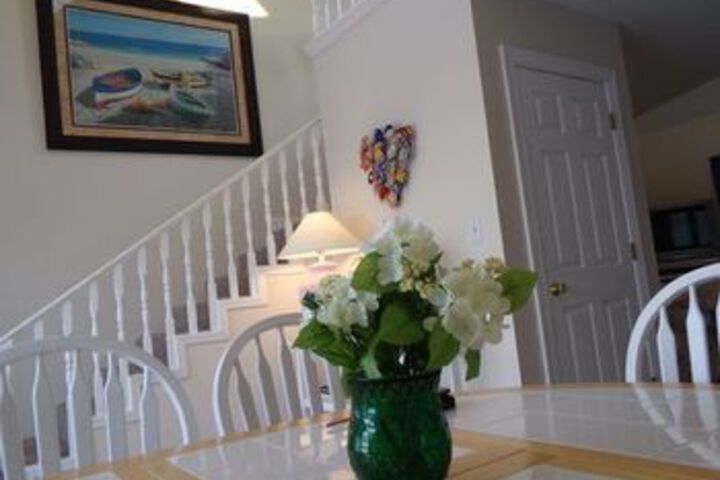 Room 10 of 20
