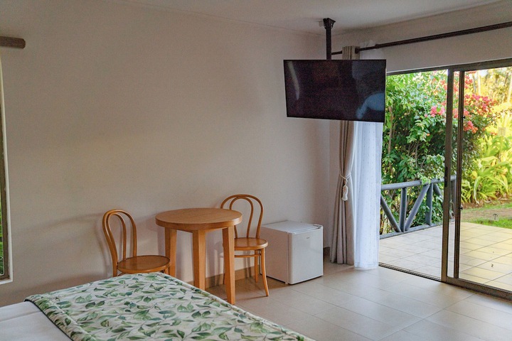 Room 55 of 186