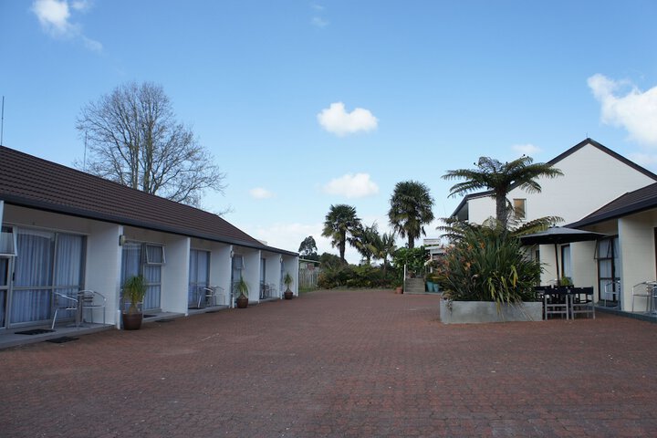Property Grounds 23 of 27
