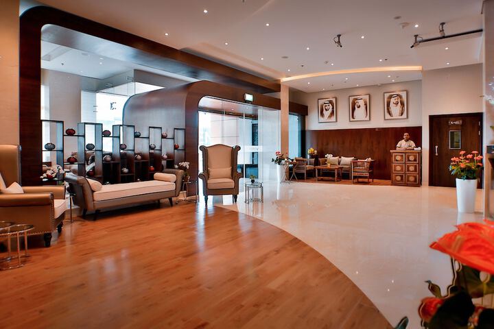 Entrance & Lobby