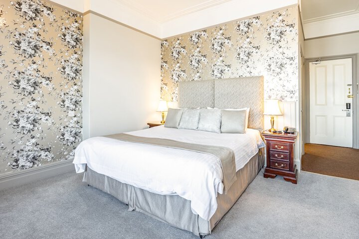 Room 12 of 56