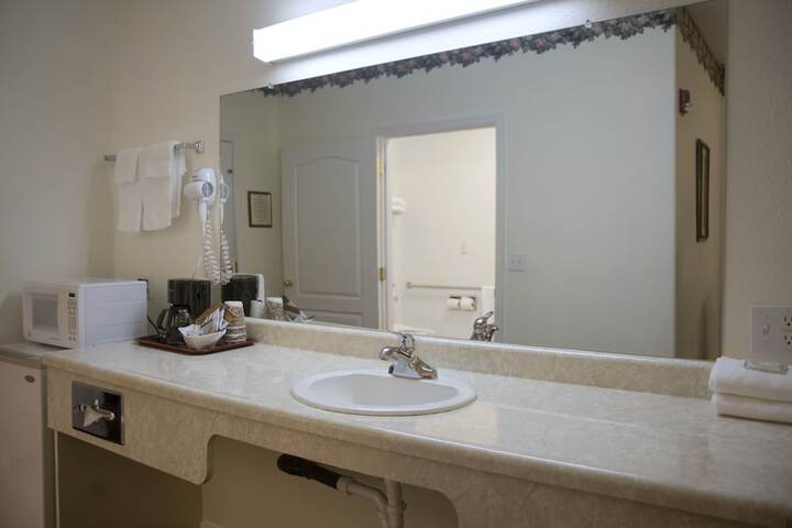 Clean Restrooms