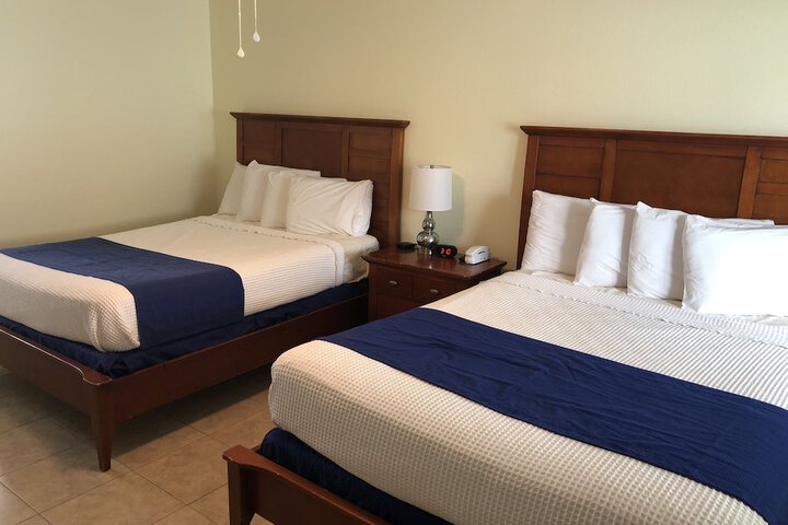 Room 14 of 173