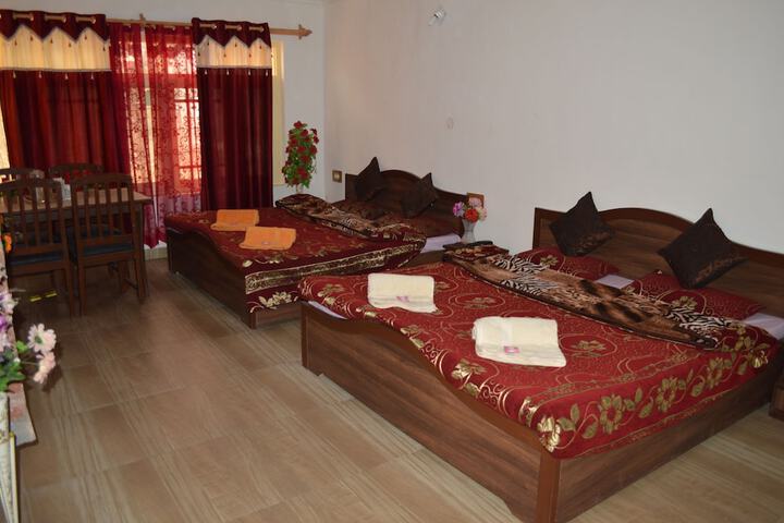 Room 7 of 43