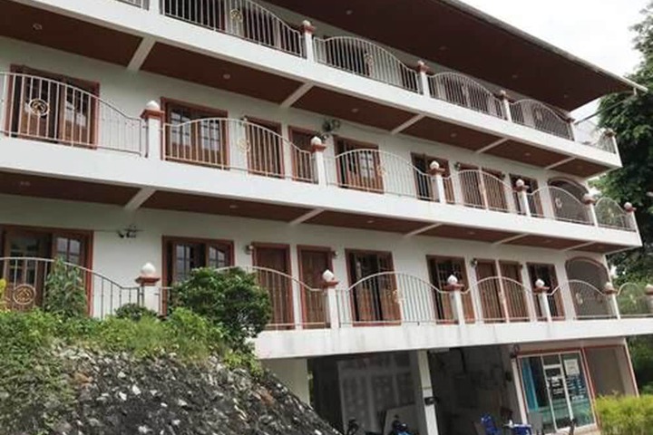 Hotel 52 of 59