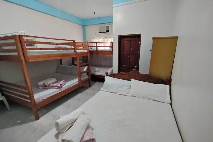 Room 10 of 39