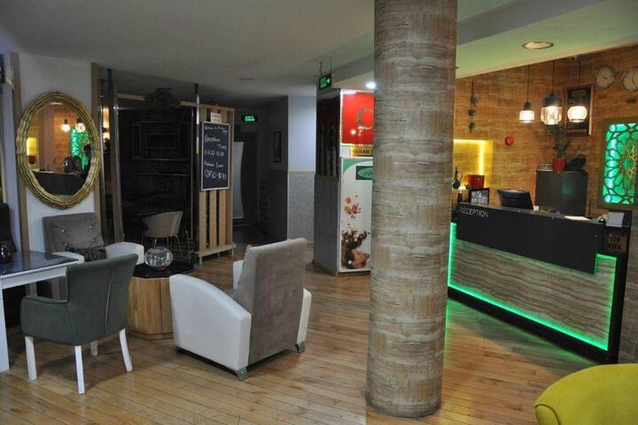 Photo 6