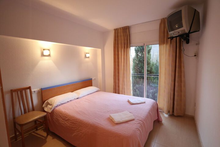 Room 16 of 44