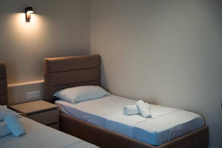 Room 5 of 54