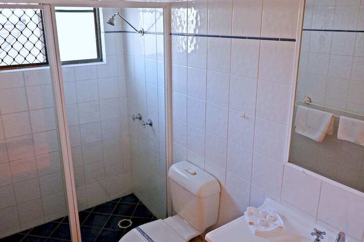 Room 49 of 106