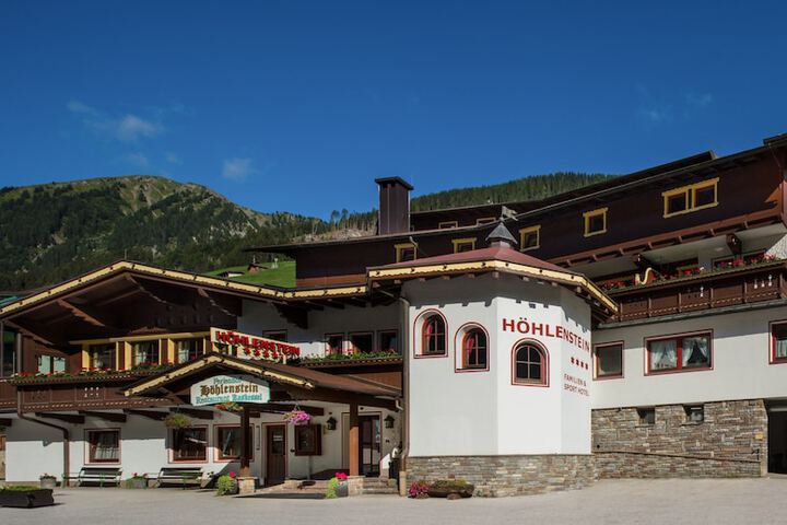 Hotel 63 of 76