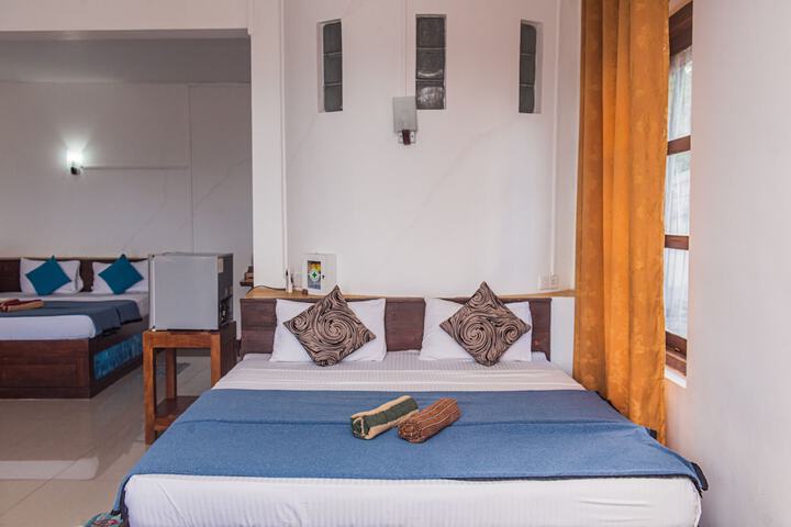 Room 25 of 52