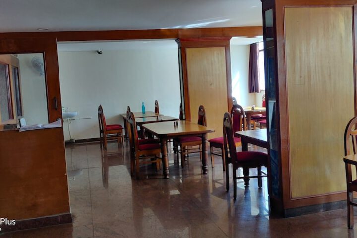 Room 53 of 69