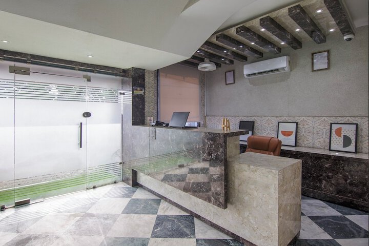 Hotel Interior 4 of 29