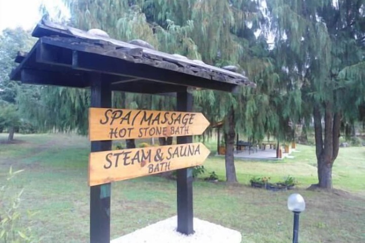 Spa 9 of 25
