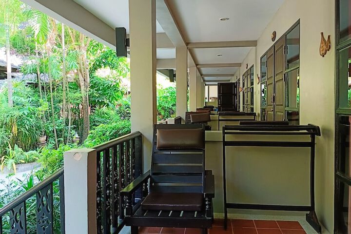 Hotel Exterior 240 of 242