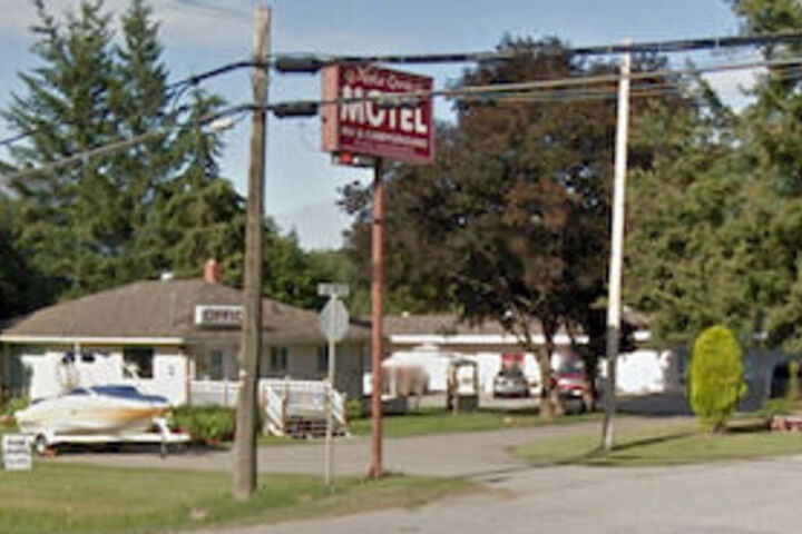 Apple Grove Motel Campground & RV Park