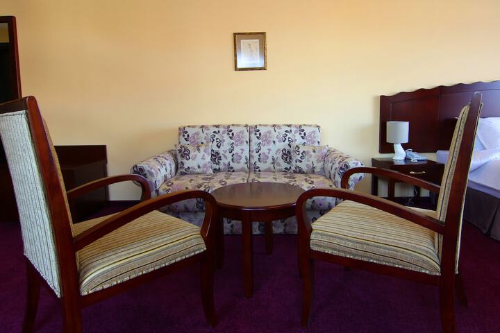Room 17 of 63