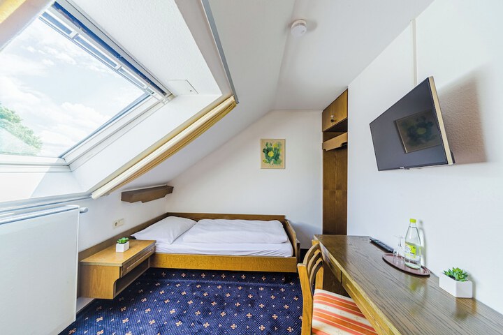 Room 7 of 52