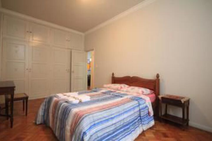 Room 9 of 24