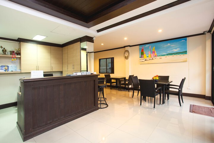 Hotel Interior 4 of 29