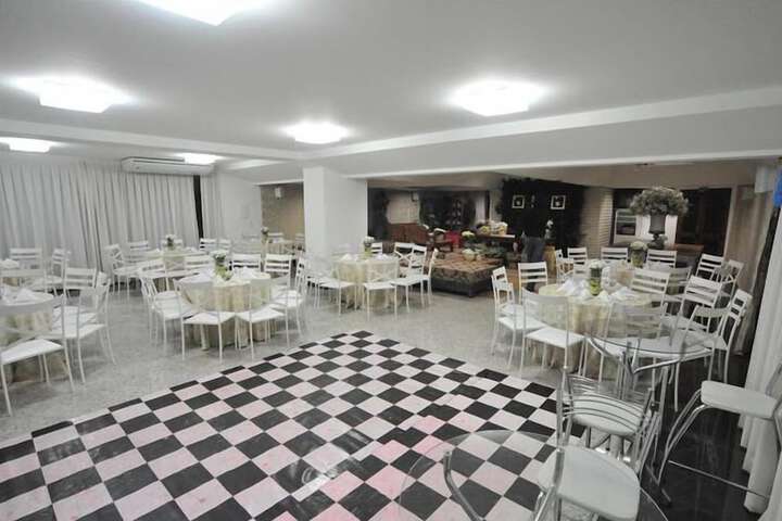 Ballroom/Hall 22 of 26