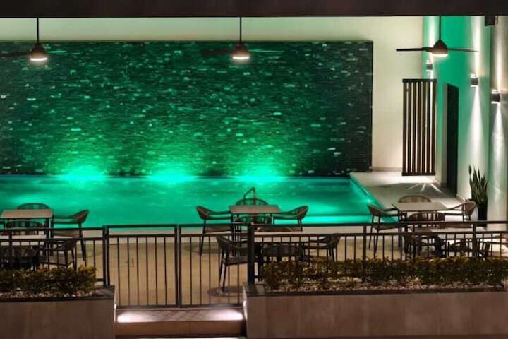 Pool 11 of 20