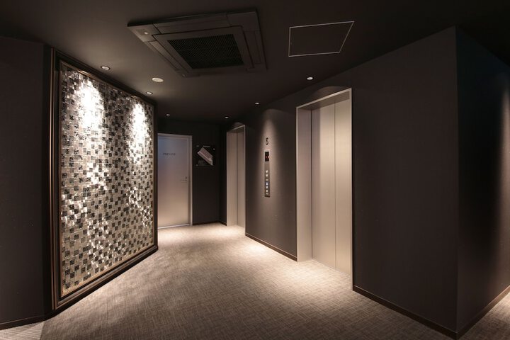 Ballroom/Hall 67 of 73
