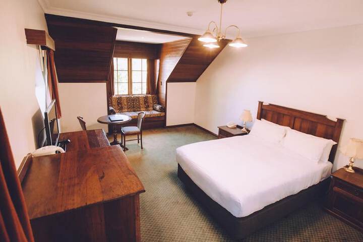 Room 18 of 46