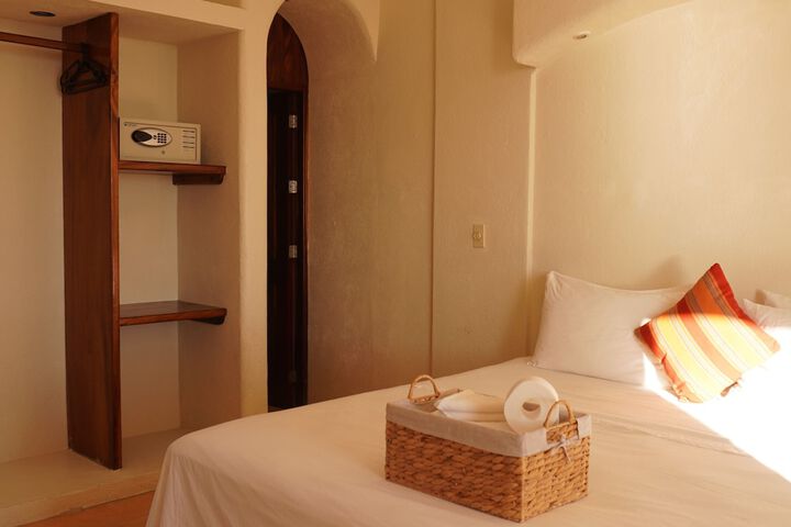 Room 53 of 119