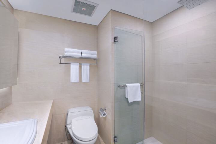 Room 20 of 34