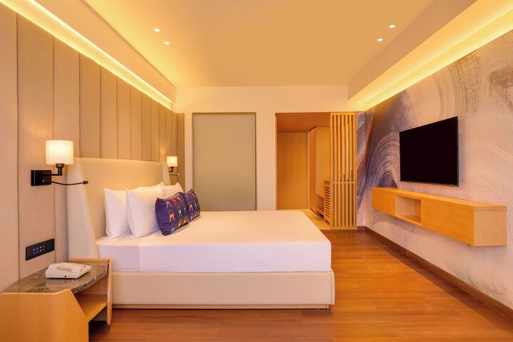 Room 4 of 47