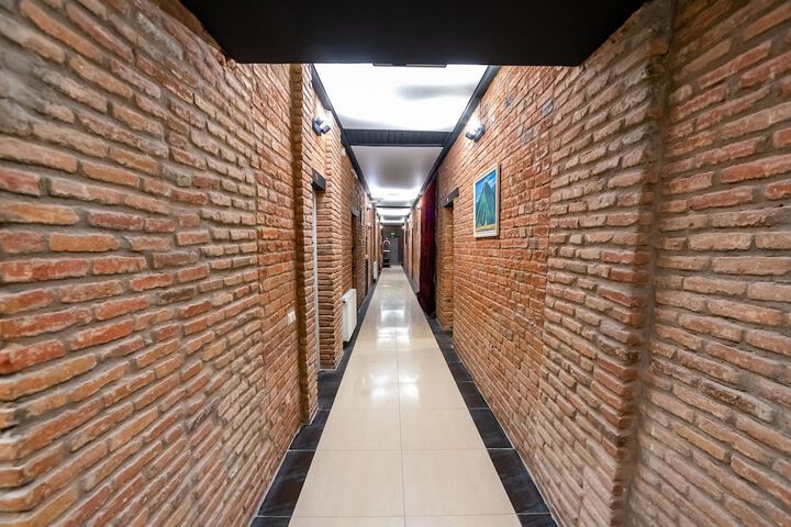 Room 50 of 134