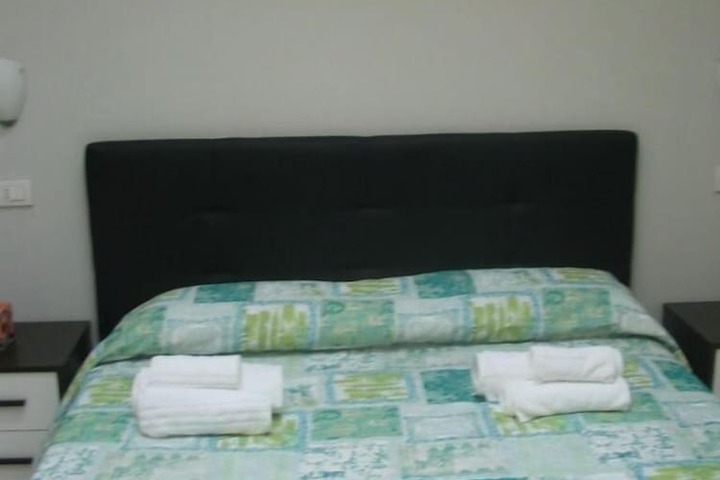 Room 15 of 44