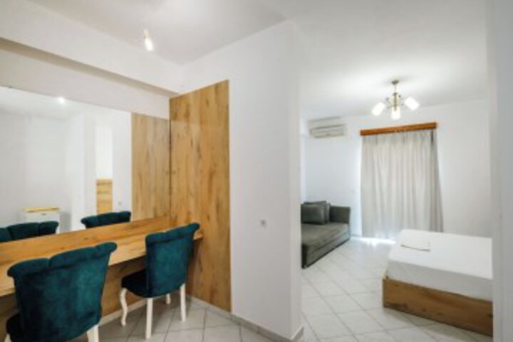 Room 9 of 88
