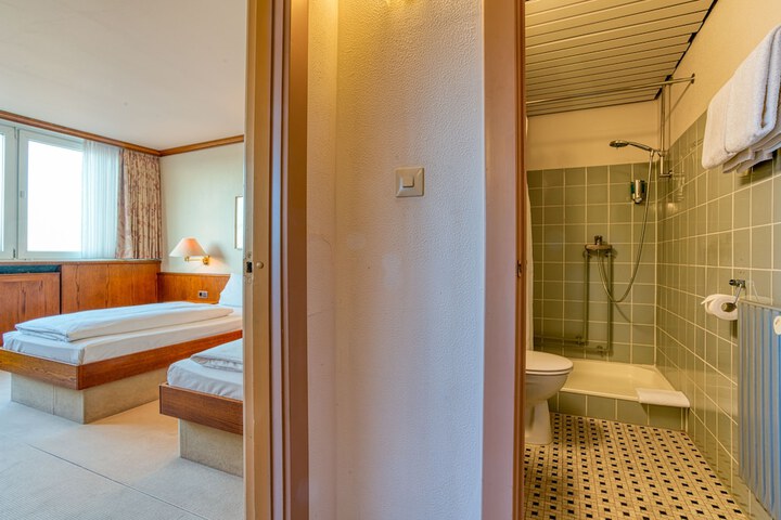 Room 21 of 51