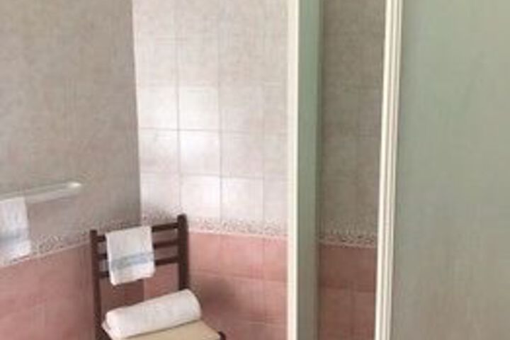 Room 7 of 20