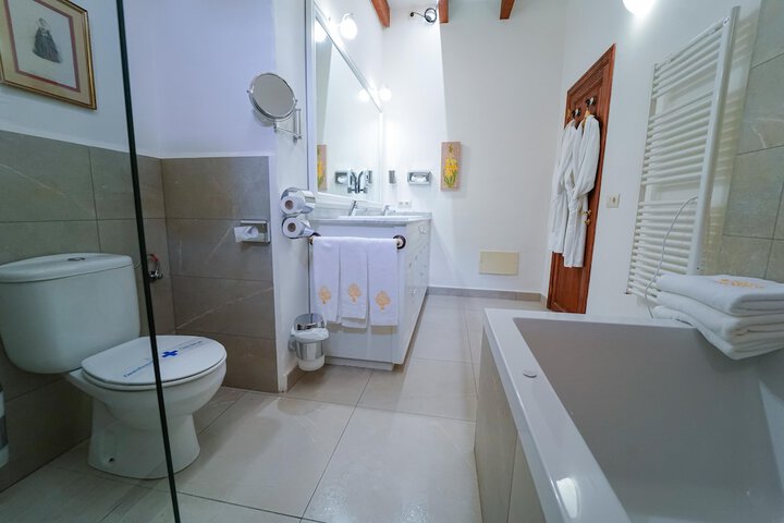 Room 44 of 88