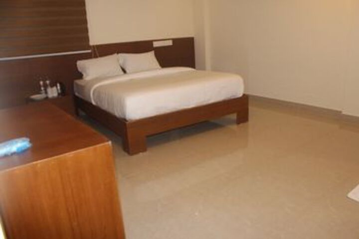 Room 5 of 21